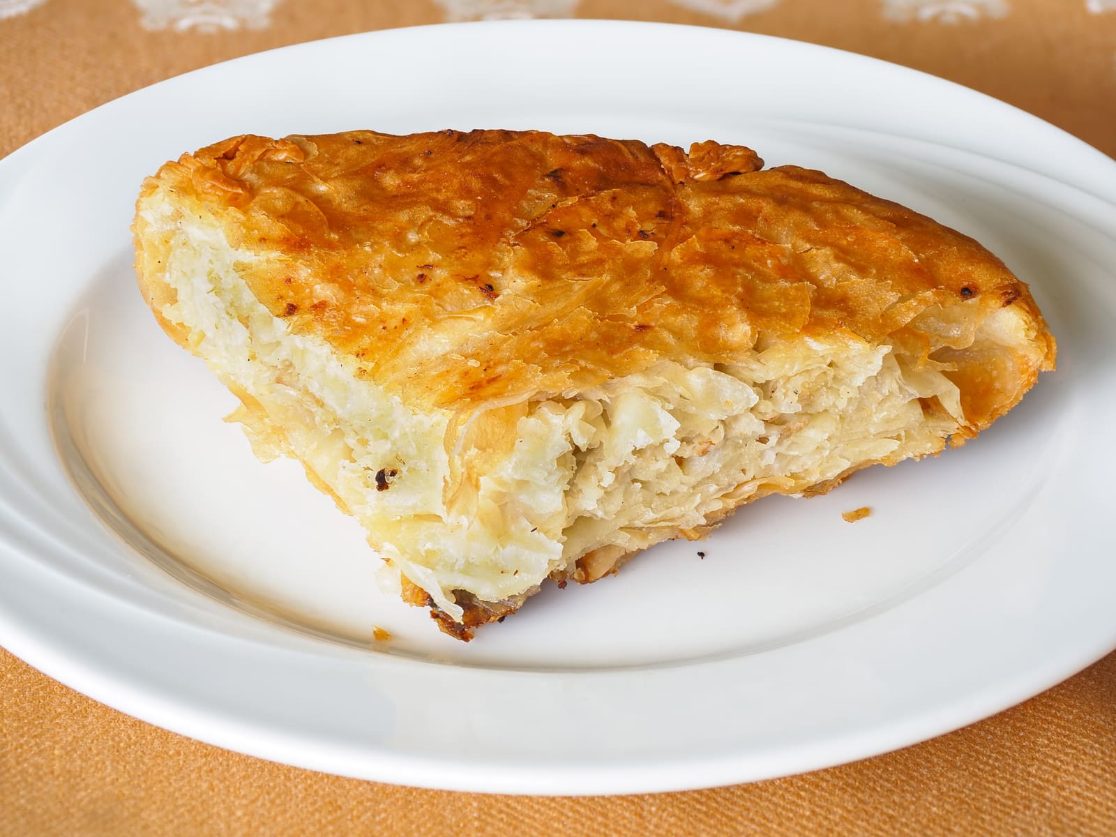 Burek sa mesom